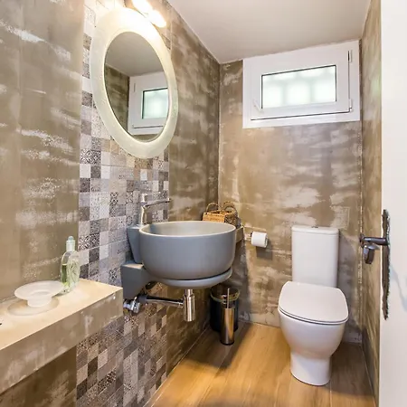 Cleo Beachfront בית נופש פוטוס