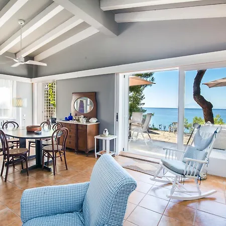 Cleo Beachfront פוטוס