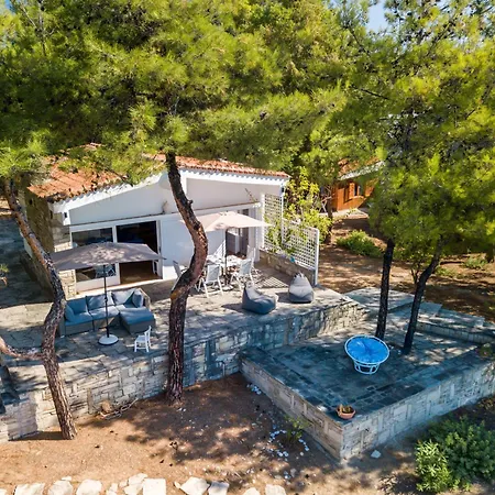 Cleo Beachfront בית נופש פוטוס