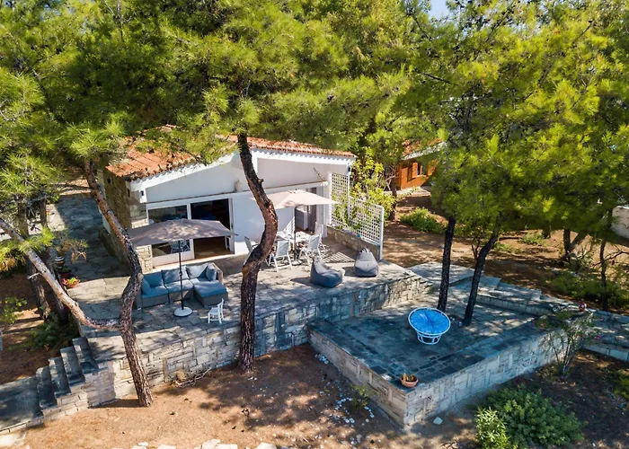 Cleo Beachfront בית נופש פוטוס