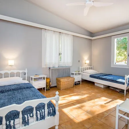 Cleo Beachfront Nyaraló Potósz